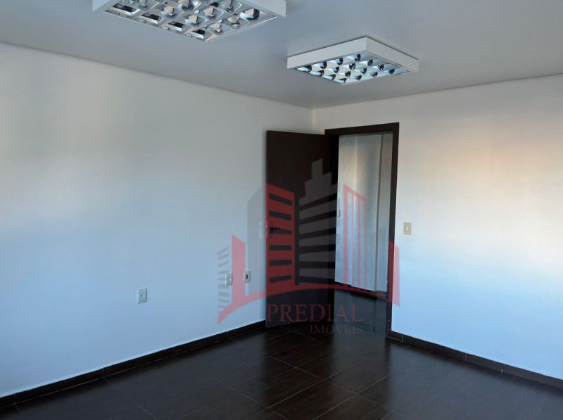 Sala com 1 banheiro e 100m² para alugar no bairro Mato Grande, Canoas