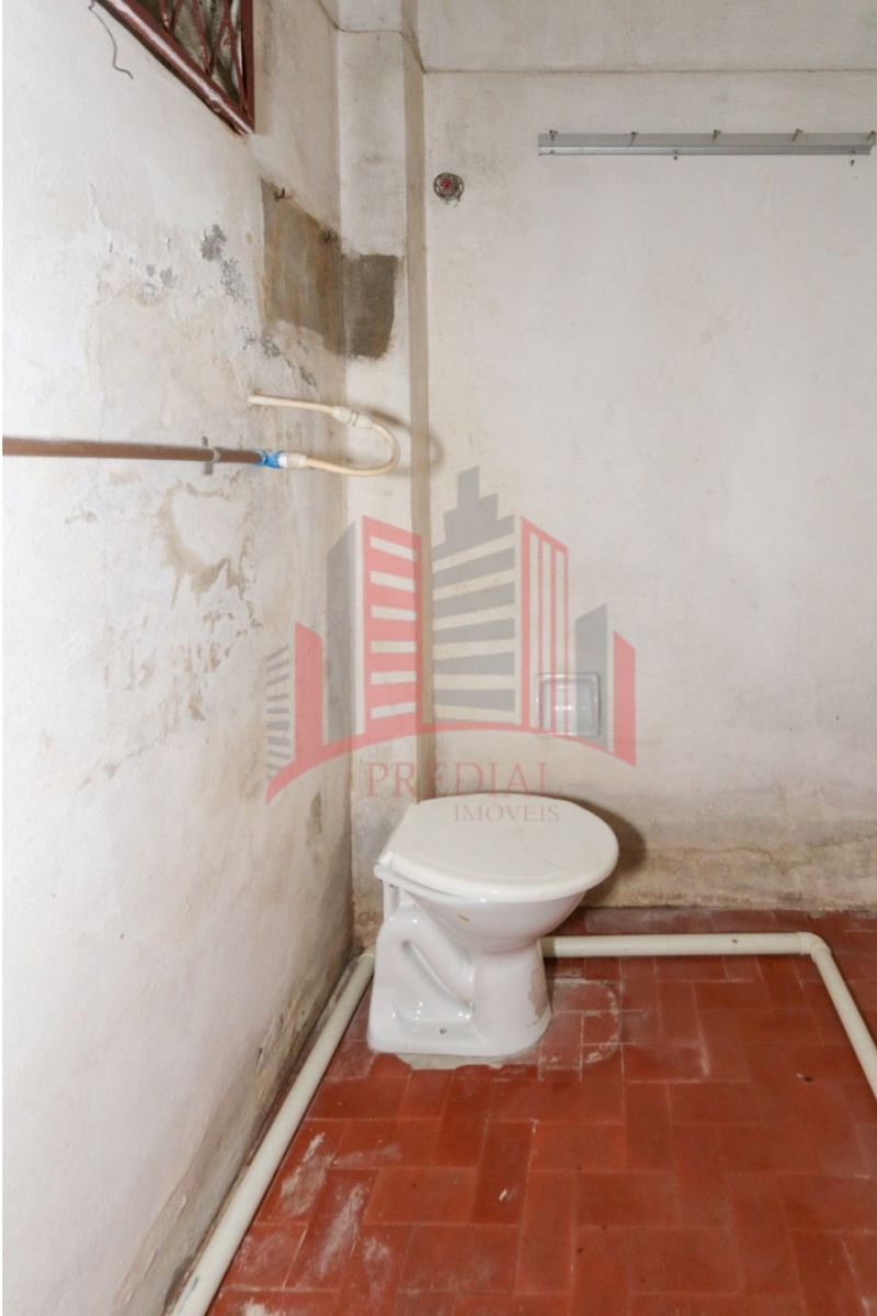 Prédio com 2 banheiros e 320m² para alugar no bairro Niterói, Canoas