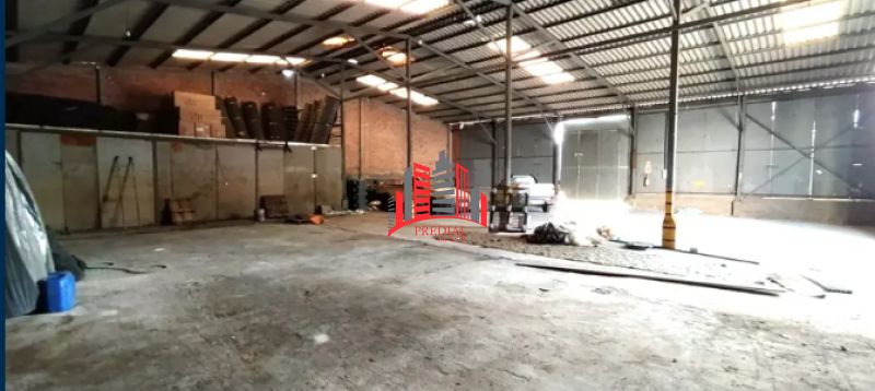 Pavilhão com 1 banheiro e 400m² para alugar no bairro Fátima, Canoas
