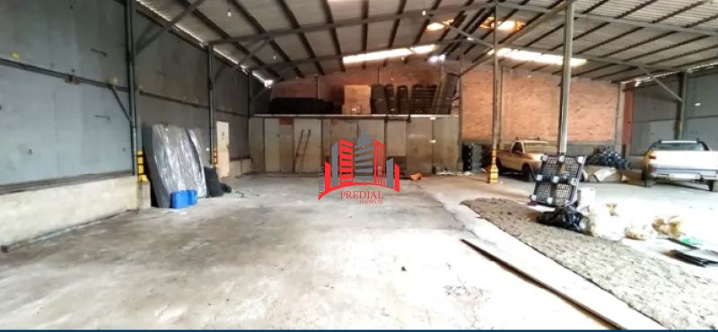 Pavilhão com 1 banheiro e 400m² para alugar no bairro Fátima, Canoas