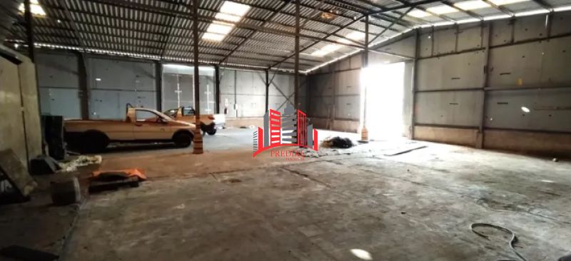 Pavilhão com 1 banheiro e 400m² para alugar no bairro Fátima, Canoas