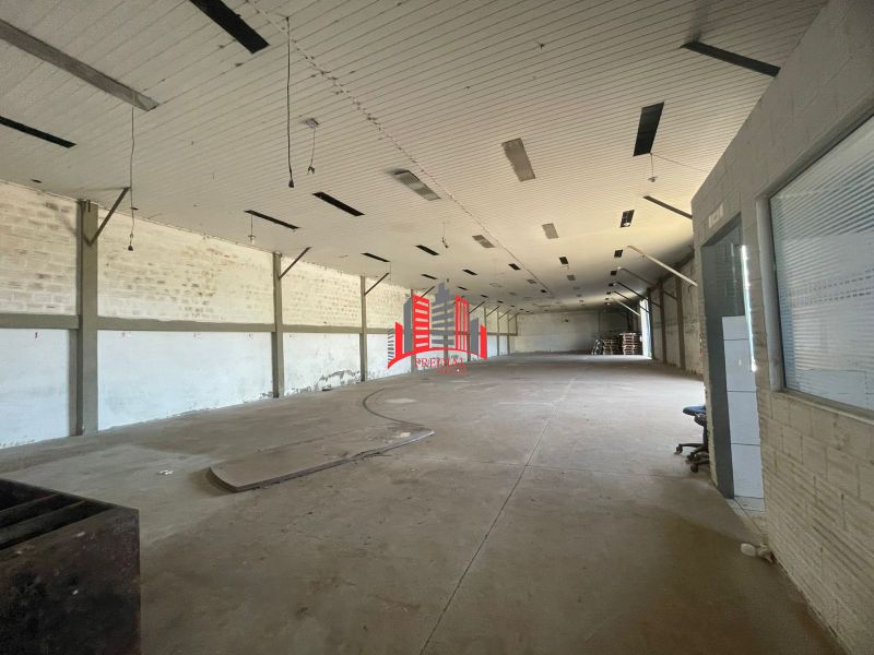 Oportunidade imperdível! Pavilhão no bairro Fátima com localização estratégica para o seu negócio.