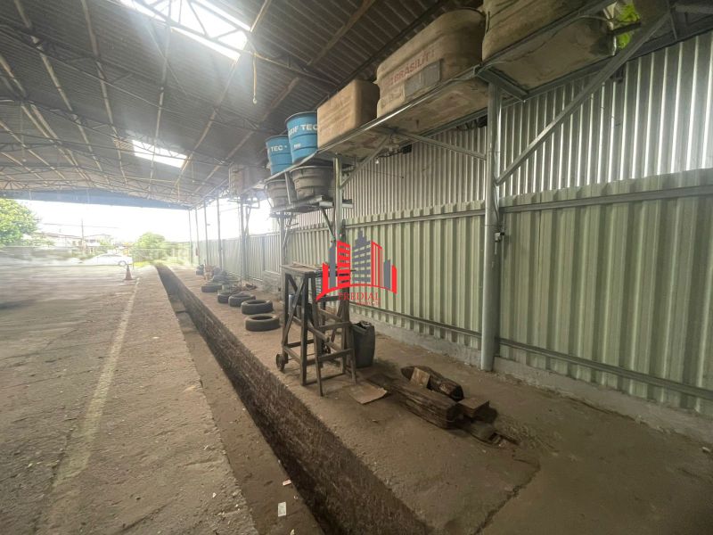 Pavilhão com 1 banheiro e 353m² para alugar no bairro Igara, Canoas