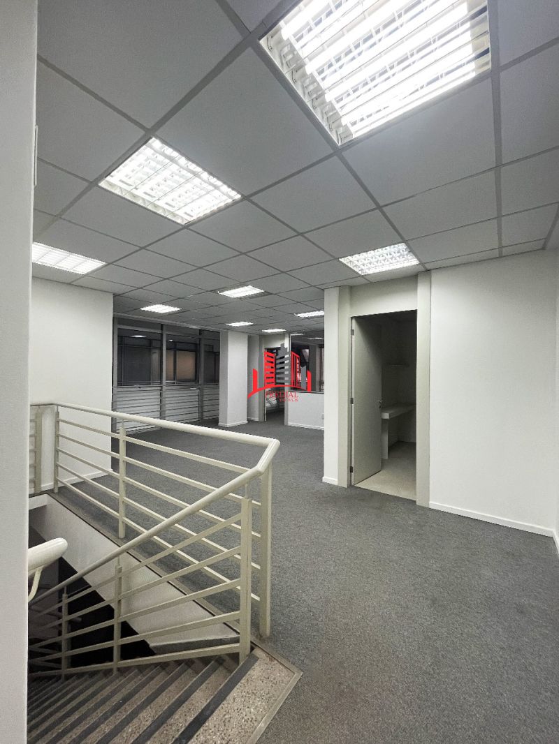 Loja 181m² no Centro de Canoas - ampla, moderna e com localização estratégica
