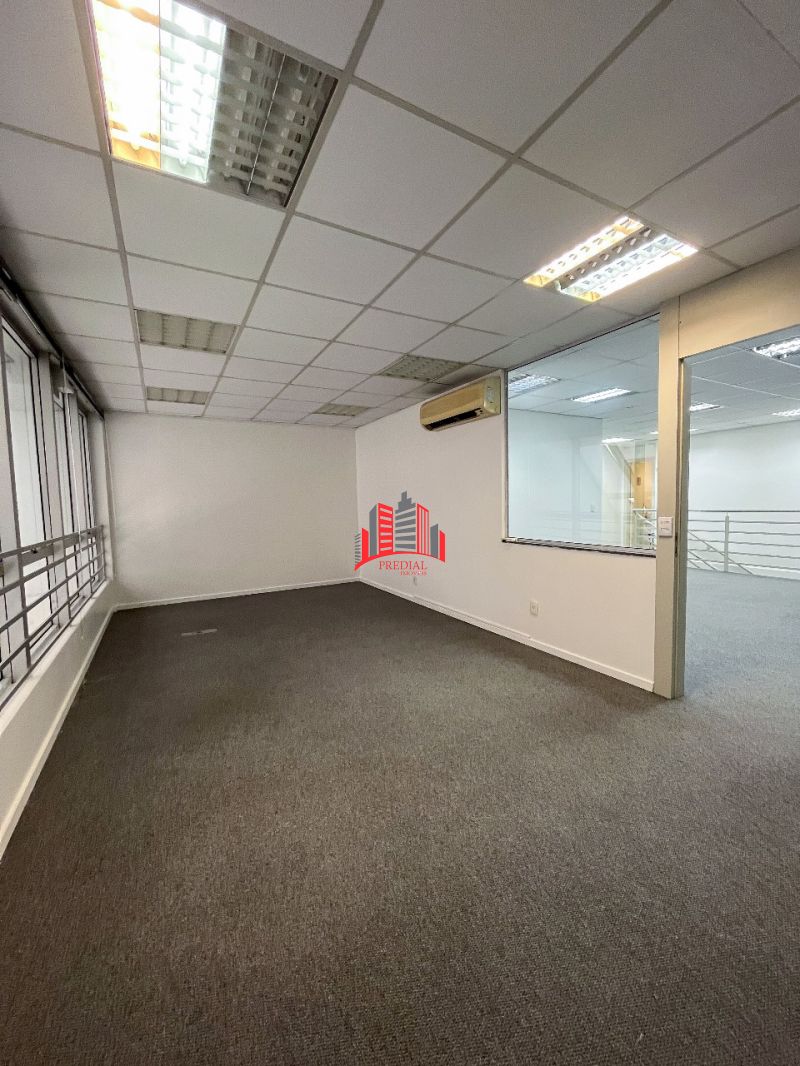 Loja 181m² no Centro de Canoas - ampla, moderna e com localização estratégica