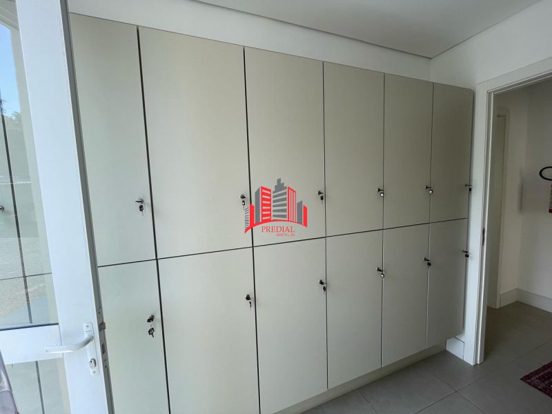 PRÉDIO COMERCIAL NO CENTRO – PRONTO PARA SUA EMPRESA!