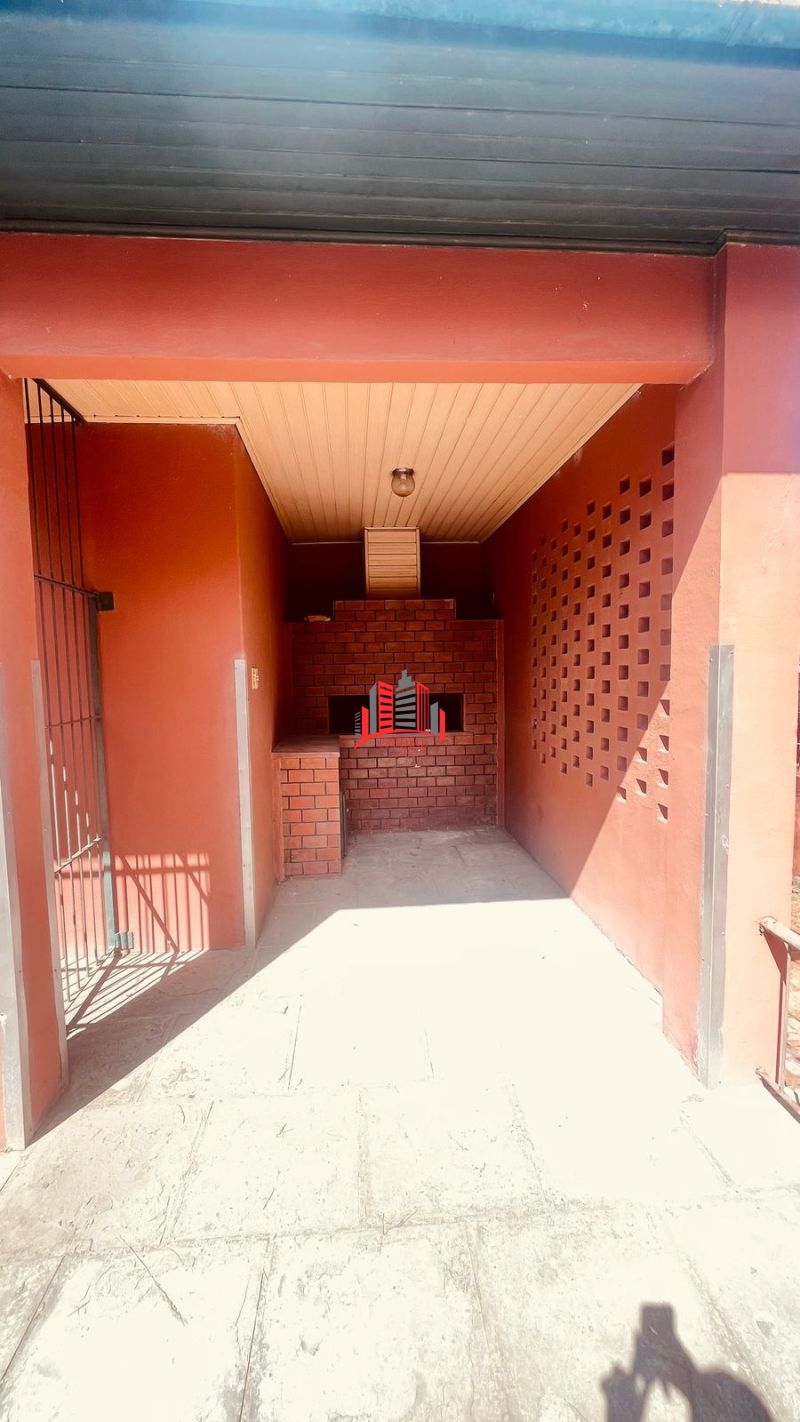 CASA COMERCIAL PARA LOCAÇÃO NO CENTRO DE CANOAS!