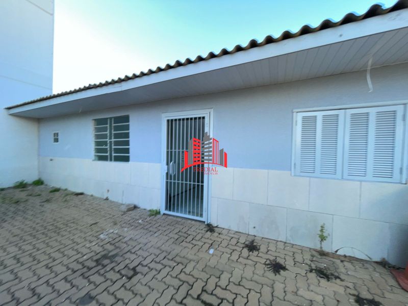 Casa Comercial com 2 quartos, 1 banheiro e 50m² para alugar no bairro Mato Grande, Canoas