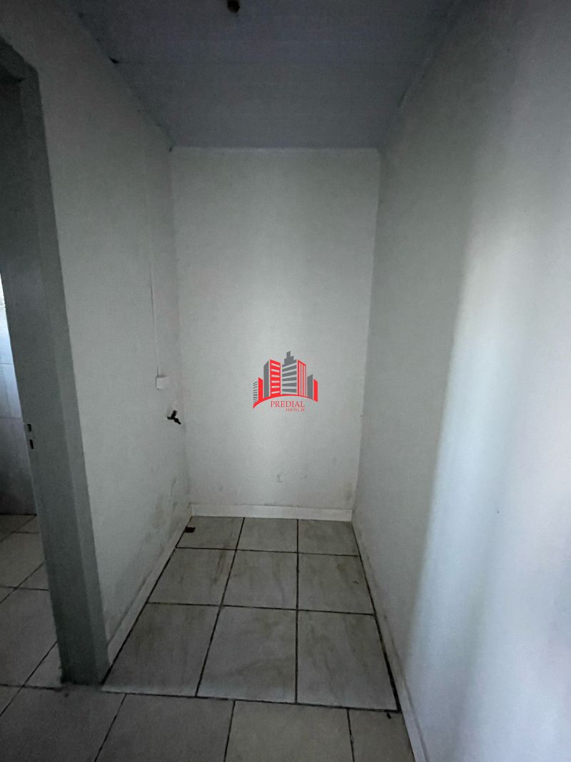 Casa Comercial com 2 quartos, 1 banheiro e 50m² para alugar no bairro Mato Grande, Canoas