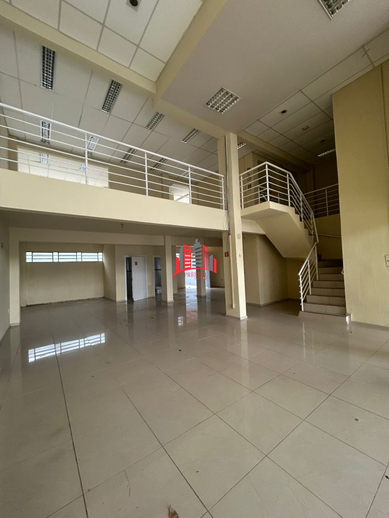 Loja com 3 banheiros e 250m² para alugar no bairro Mathias Velho, Canoas