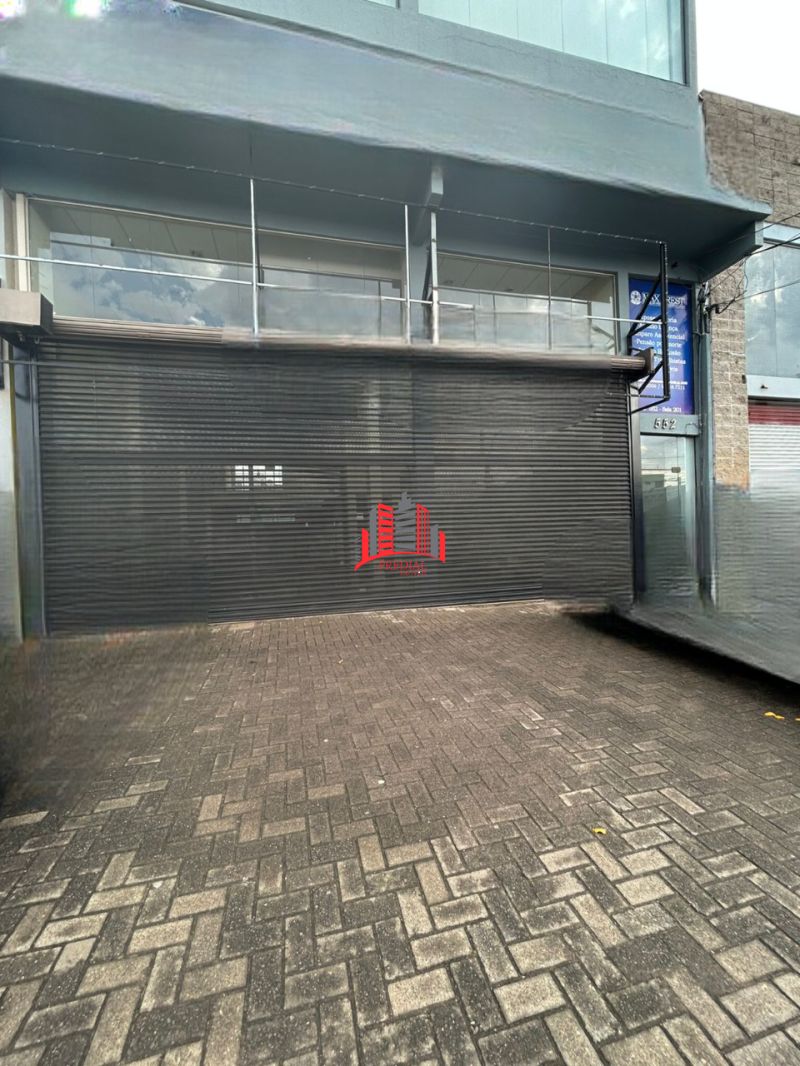 Loja com 3 banheiros e 250m² para alugar no bairro Mathias Velho, Canoas