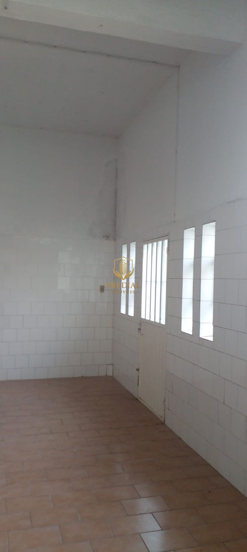 Loja Comercial 60m² para Locação Próxima ao Shopping Canoas e Estação Mathias
