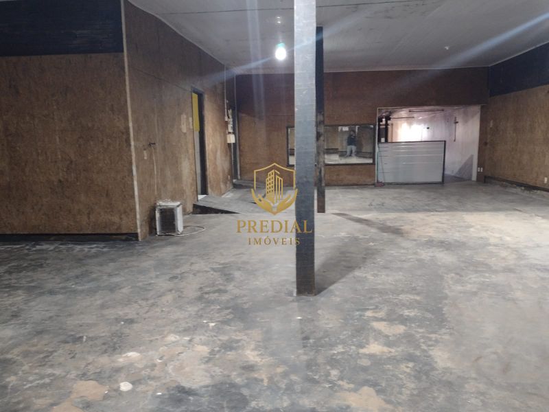 Loja ampla com 150m² e 3 banheiros no bairro Mathias Velho em Canoas