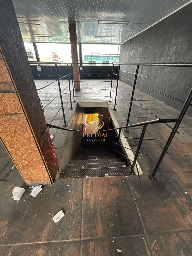 Sala comercial ensolarada com 150m² no bairro Mathias Velho em Canoas