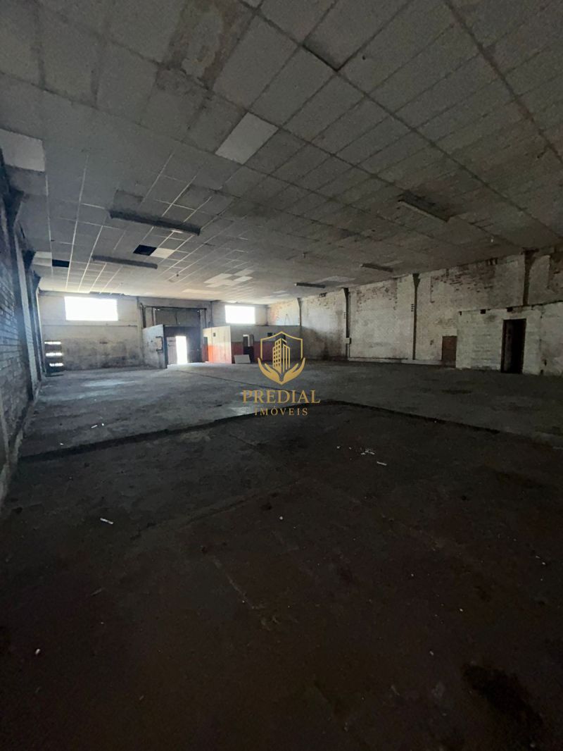 PAVILHÃO PARA LOCAÇÃO NA DIVISA COM A AV GETULIO VARGAS - CANOAS