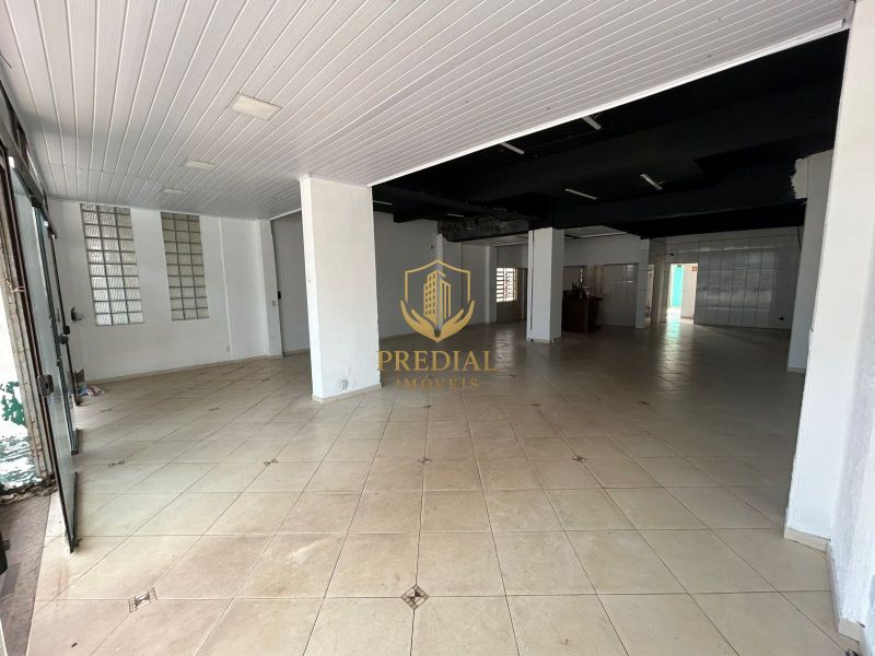 LOJA COM 150M DISPONÍVEL PARA LOCAÇÃO NO BAIRRO MATHIAS VELHO!