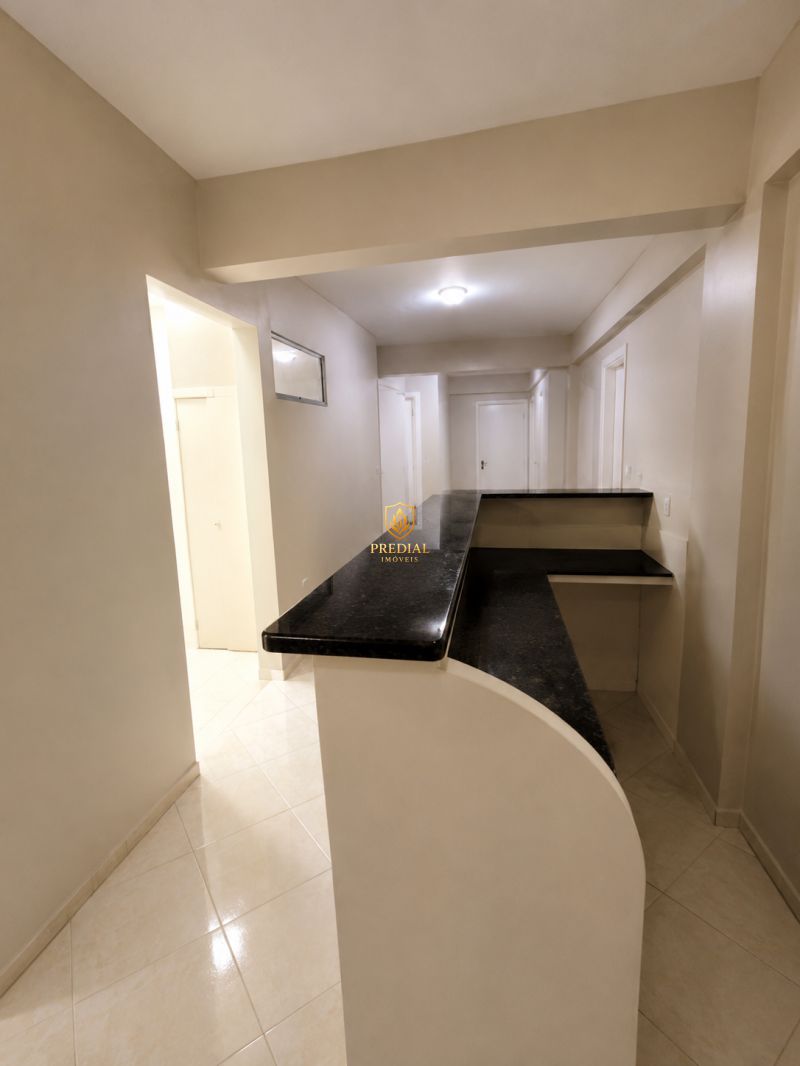 Sala comercial com divisórias no centro de Canoas próxima ao trem e comércio local