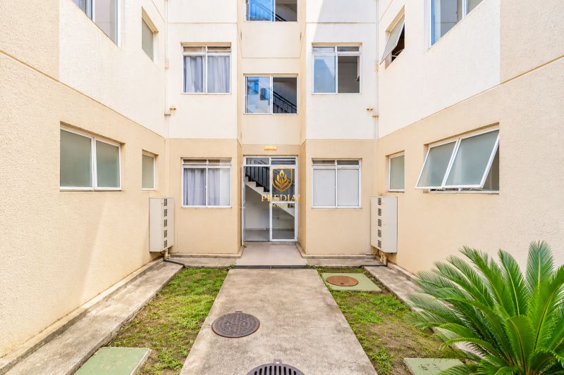 APARTAMENTO SEMI MOBILADO 2 QUARTOS