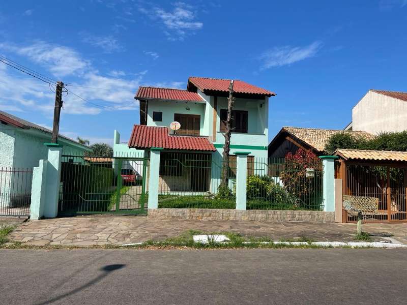 Casa com 3 quartos, 3 banheiros e 300m² à venda no bairro São Luis, Canoas