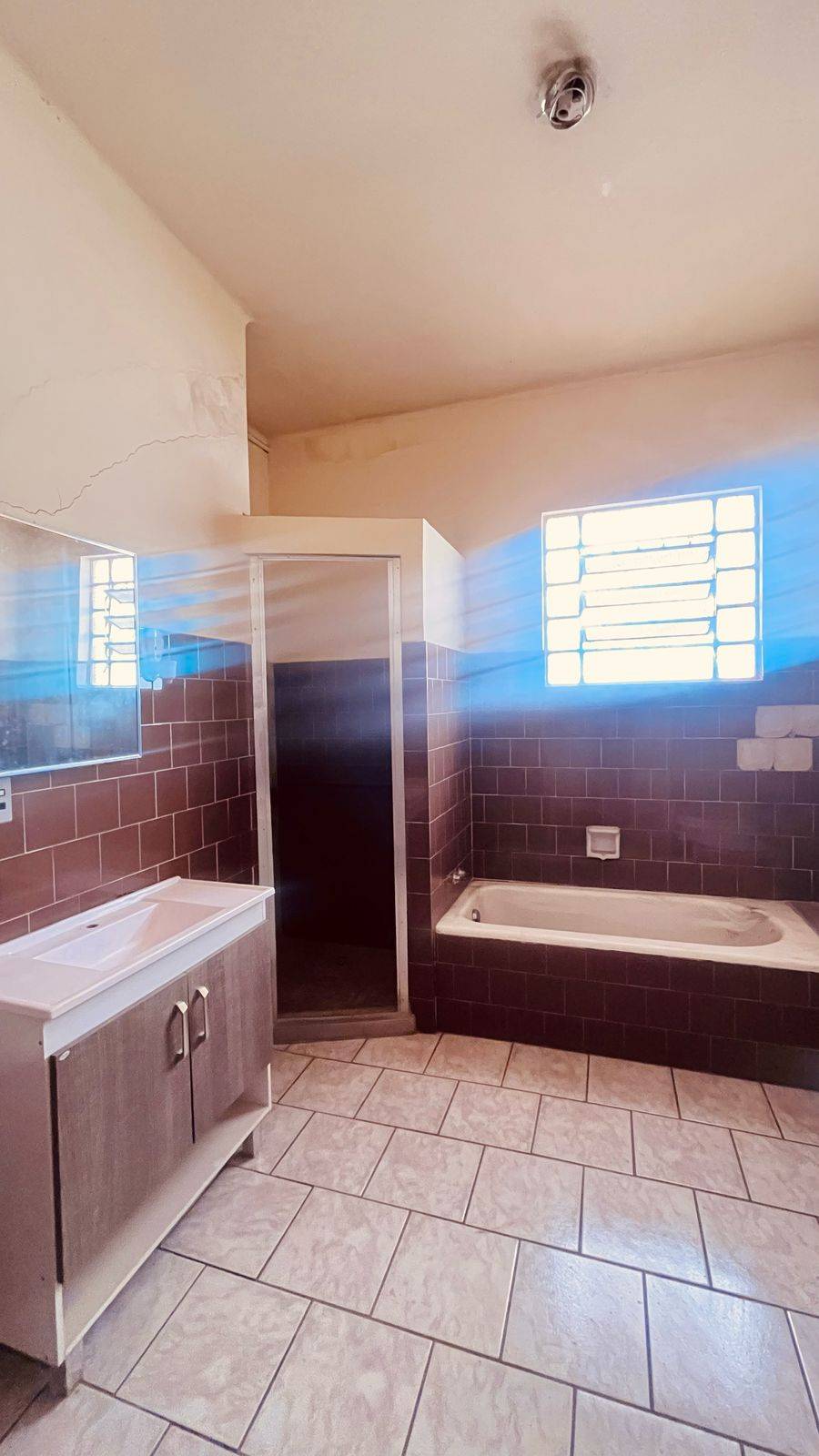 Casa com 4 quartos, 3 banheiros e 165m² à venda no bairro Centro, Canoas