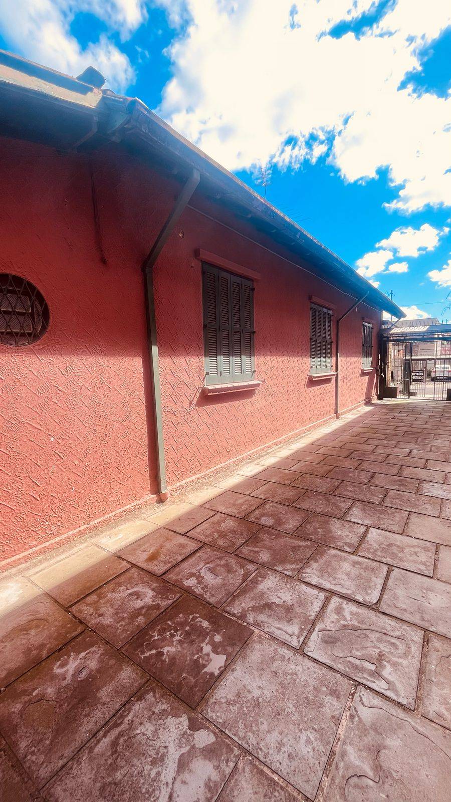 Casa com 4 quartos, 3 banheiros e 165m² à venda no bairro Centro, Canoas