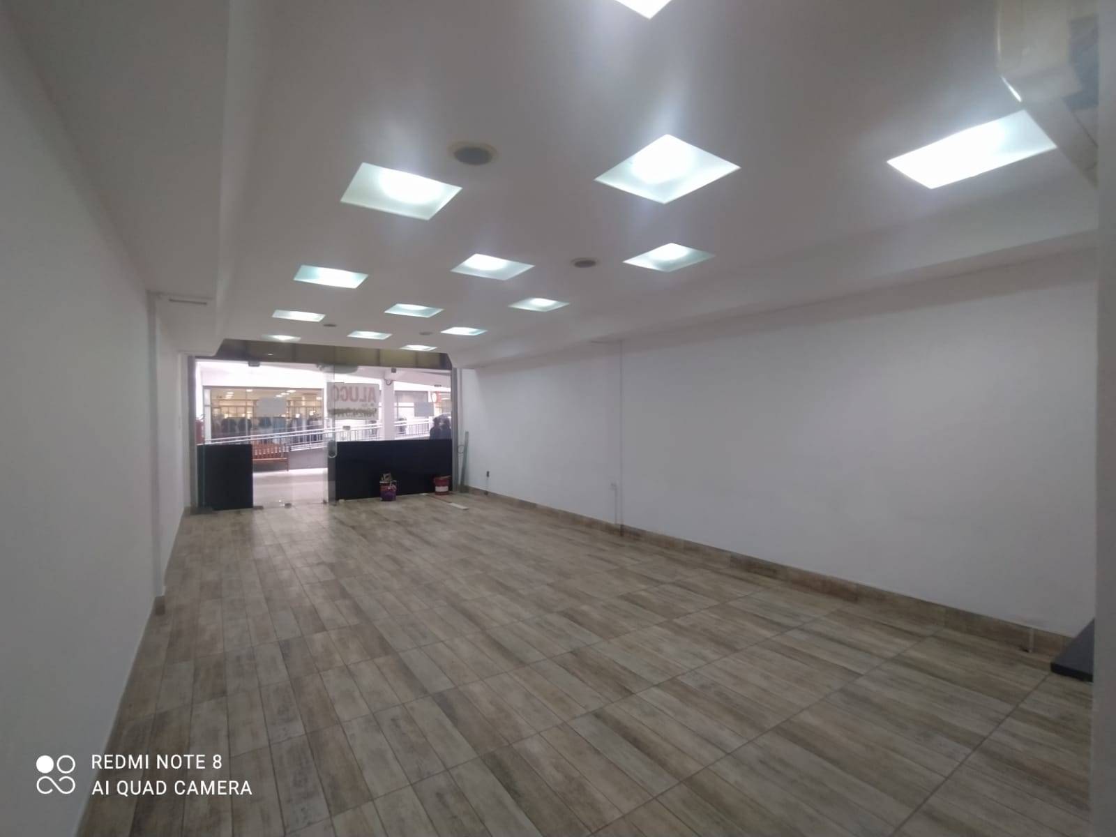 Loja com 1 banheiro e 80m² à venda no bairro Centro, Canoas