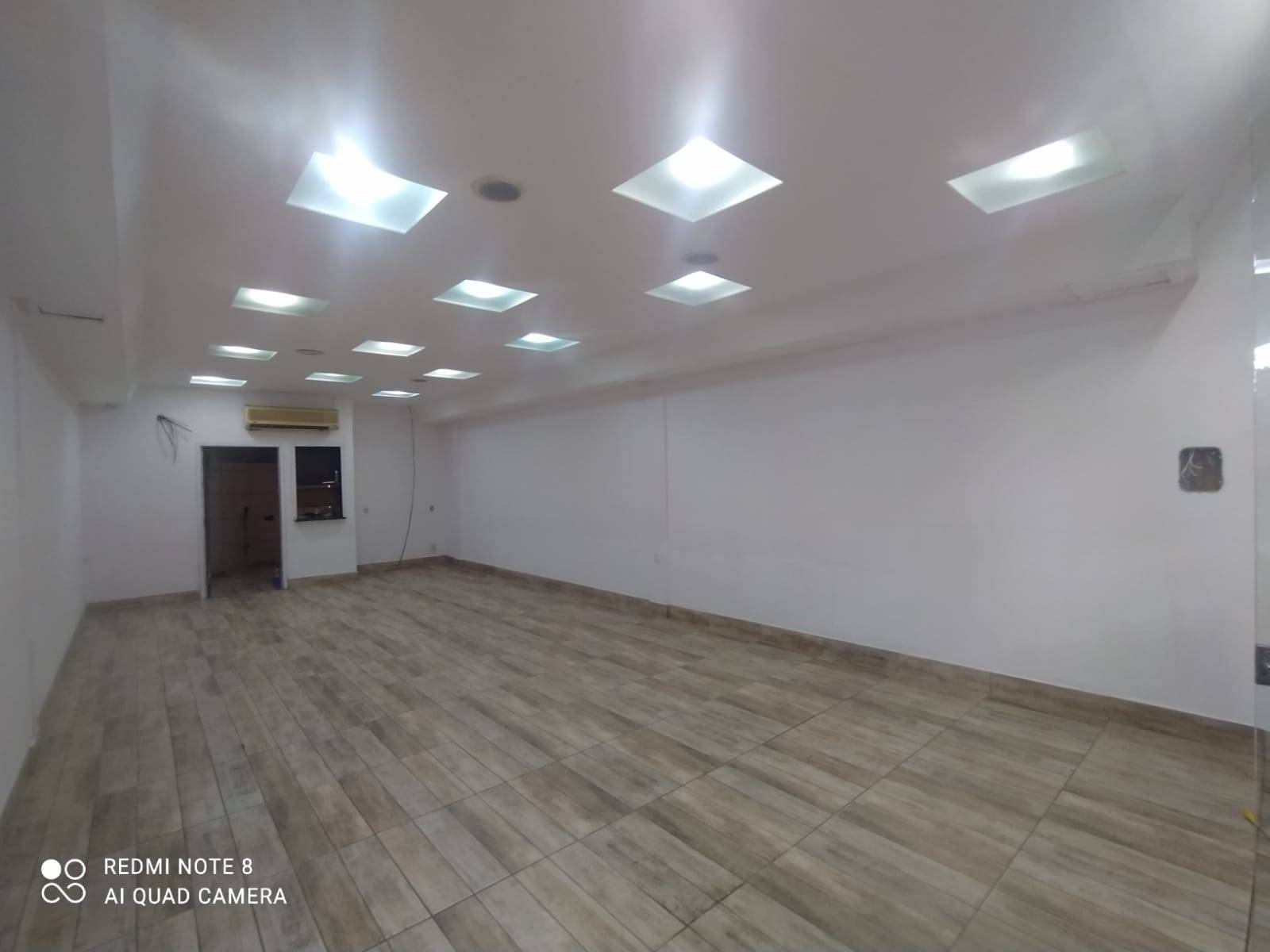 Loja com 1 banheiro e 80m² à venda no bairro Centro, Canoas