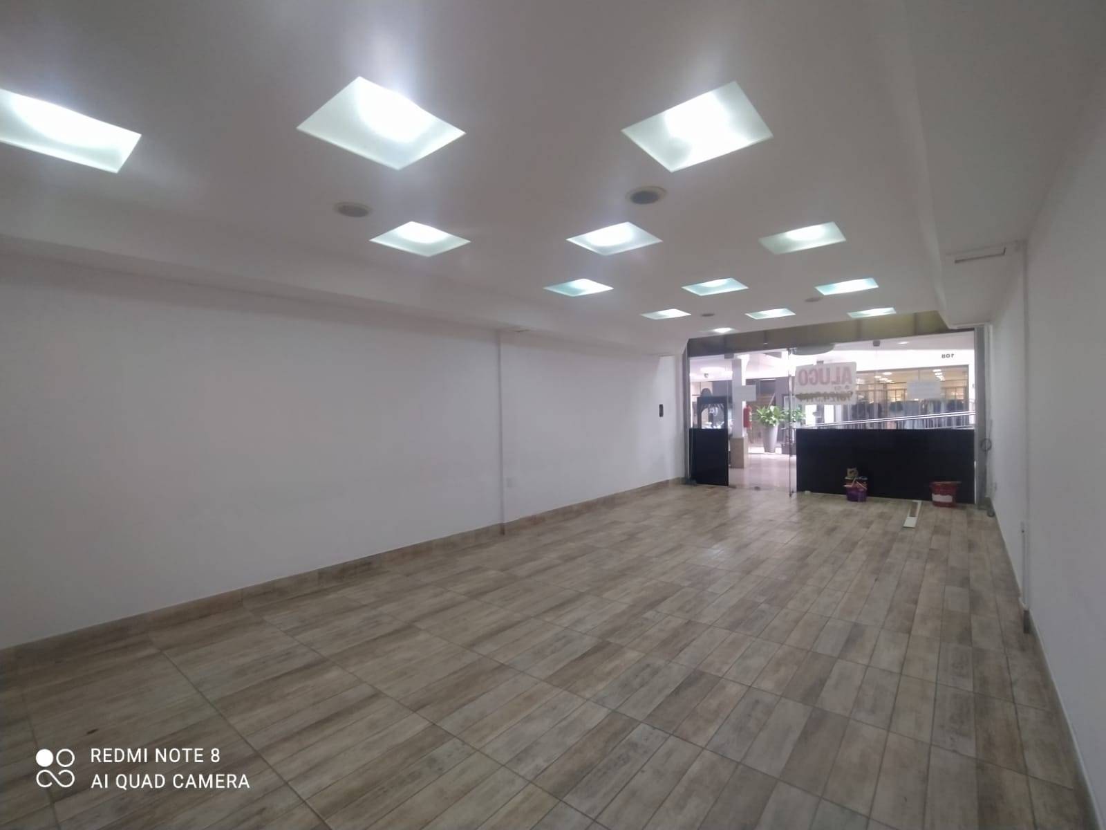 Loja com 1 banheiro e 80m² à venda no bairro Centro, Canoas